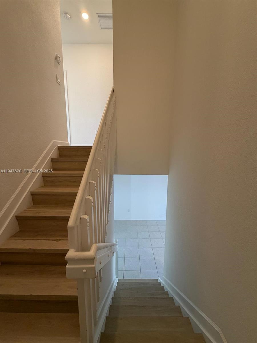 909 NE 211th Street