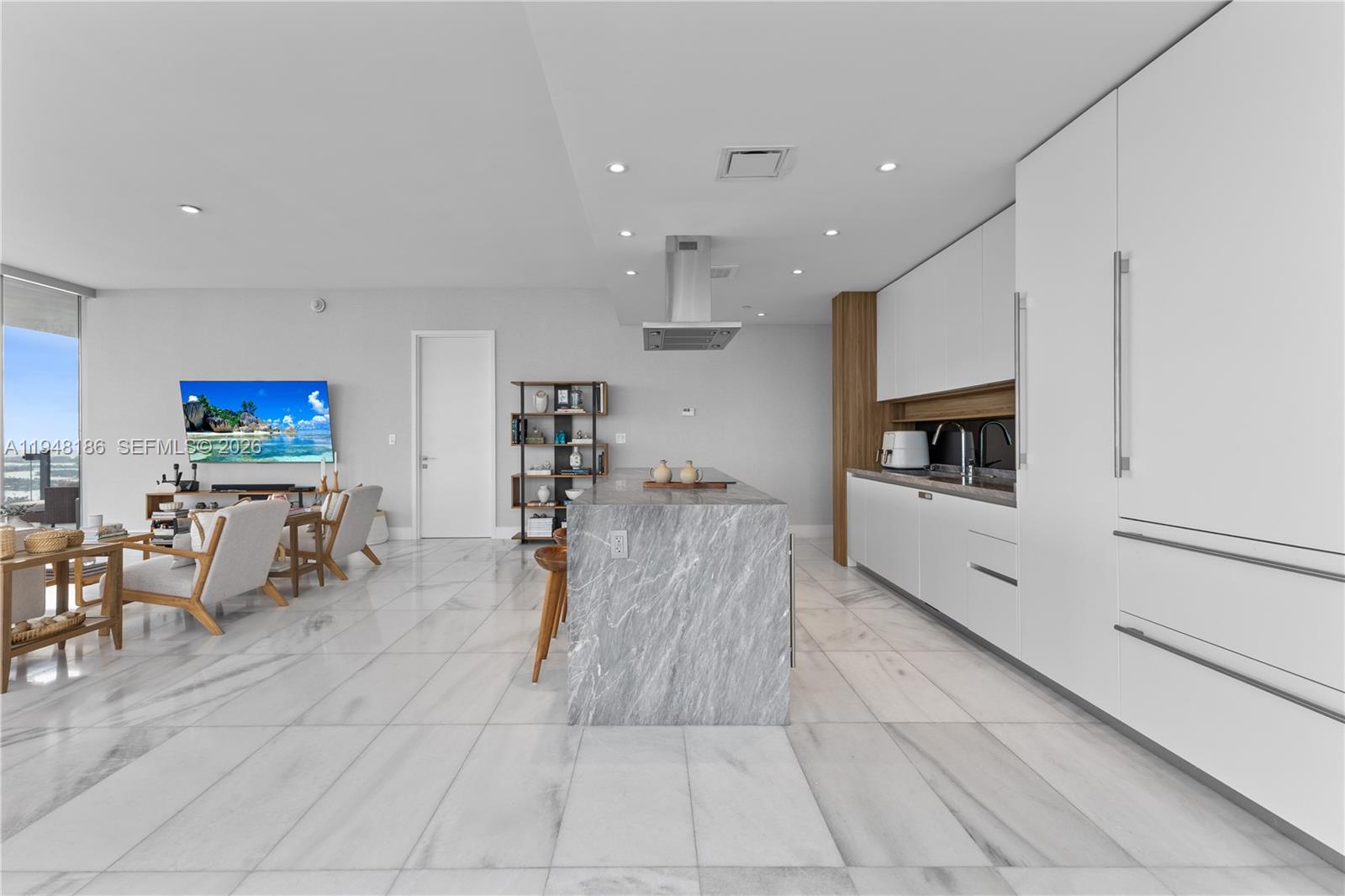 700 NE 26th Terrace