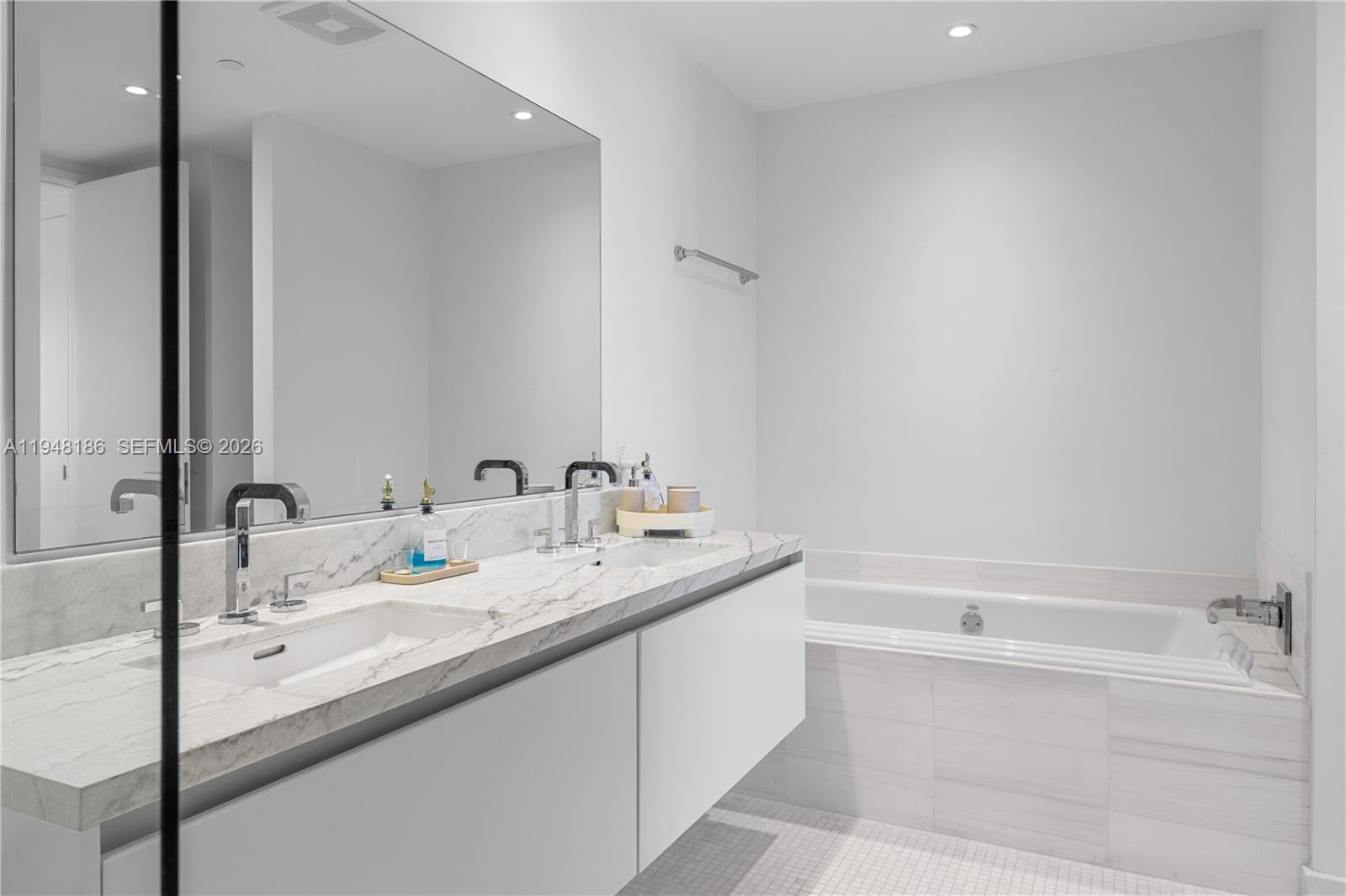 700 NE 26th Terrace