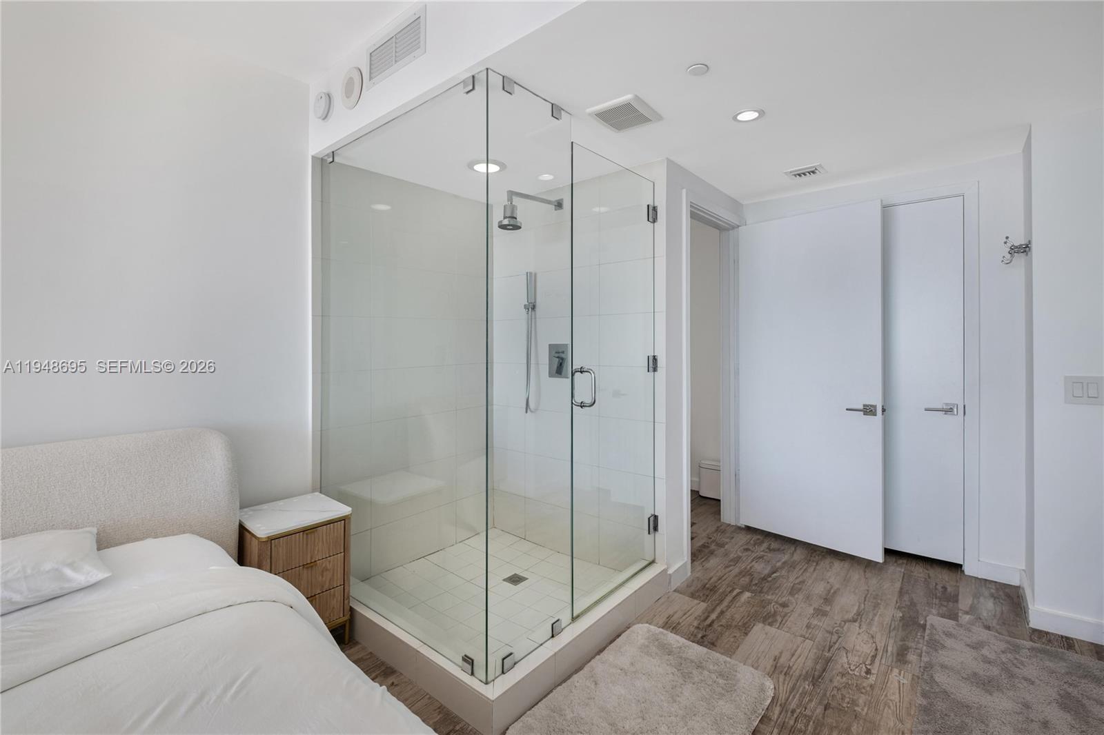 650 NE 32nd Street
