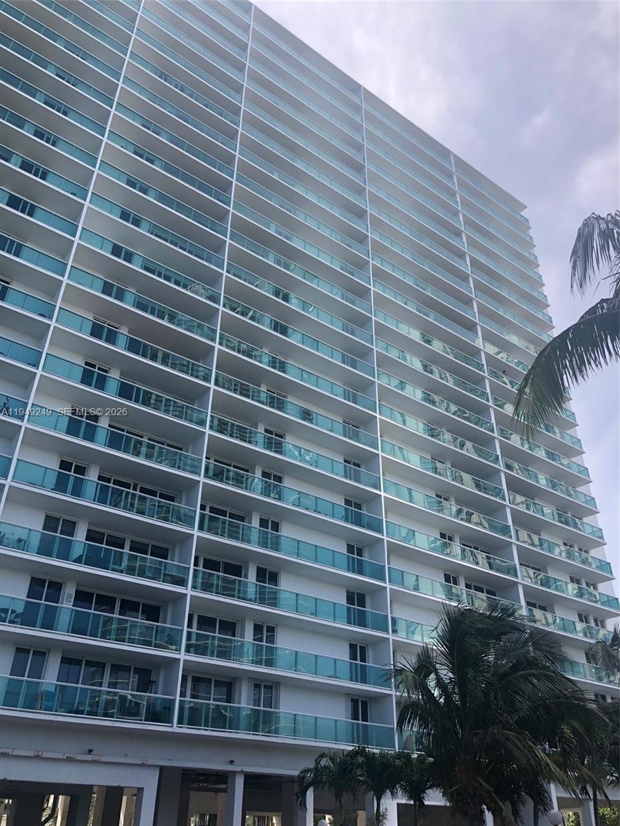 100 Bayview Drive