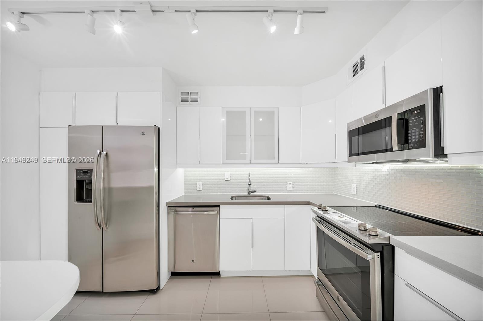 100 Bayview Drive
