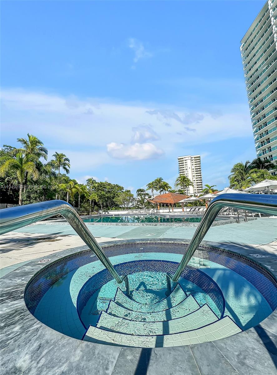 100 Bayview Drive