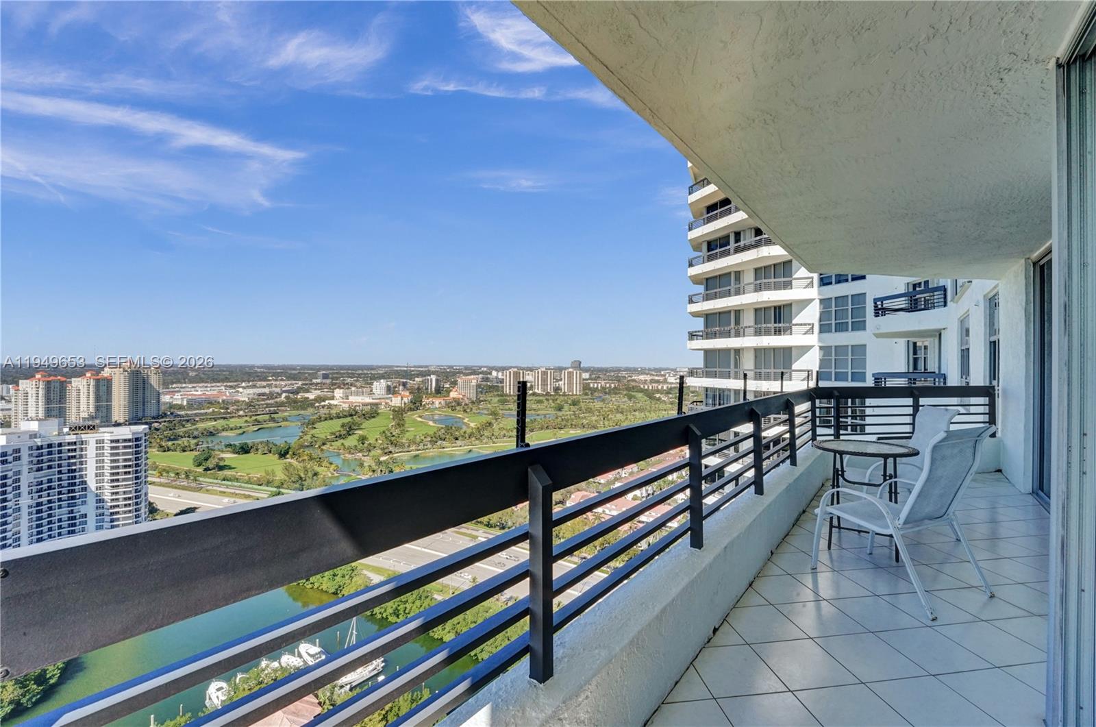 3500 Mystic Pointe Drive