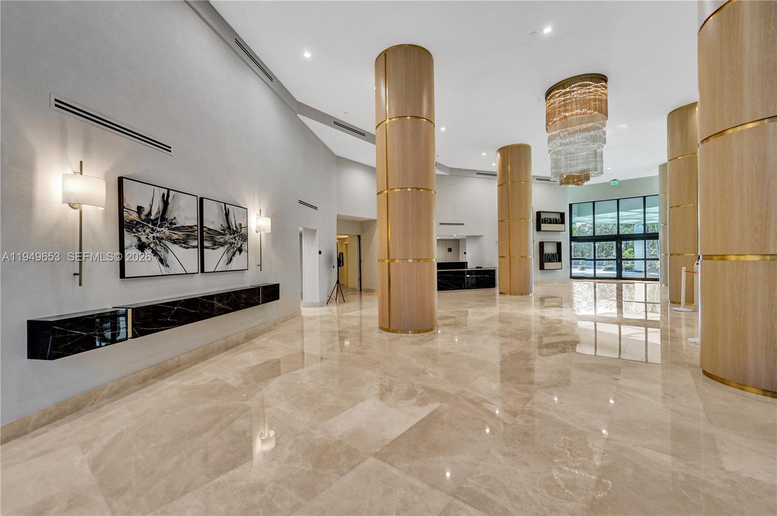 3500 Mystic Pointe Drive