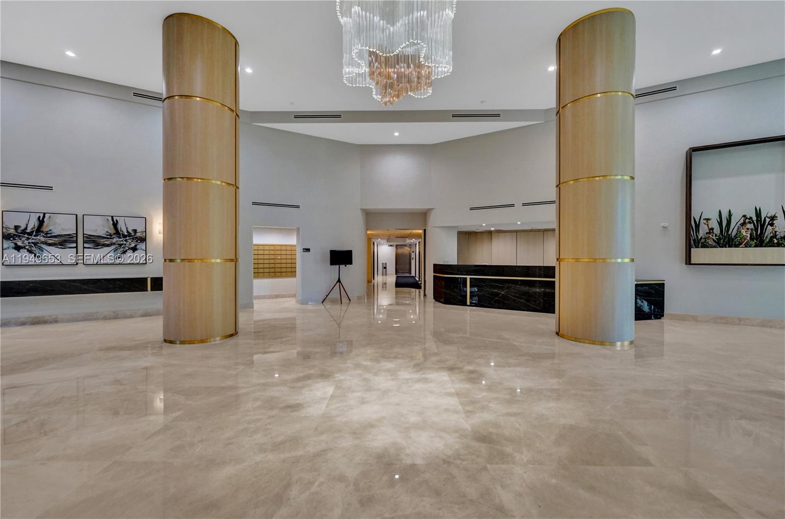 3500 Mystic Pointe Drive