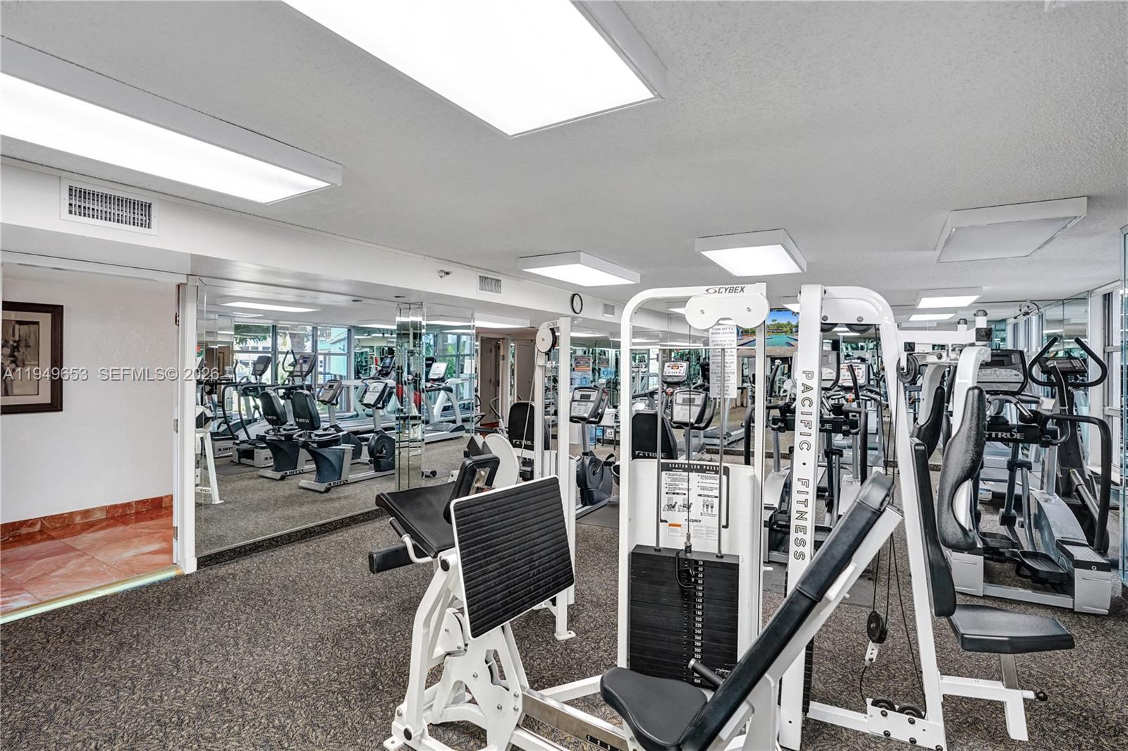 3500 Mystic Pointe Drive