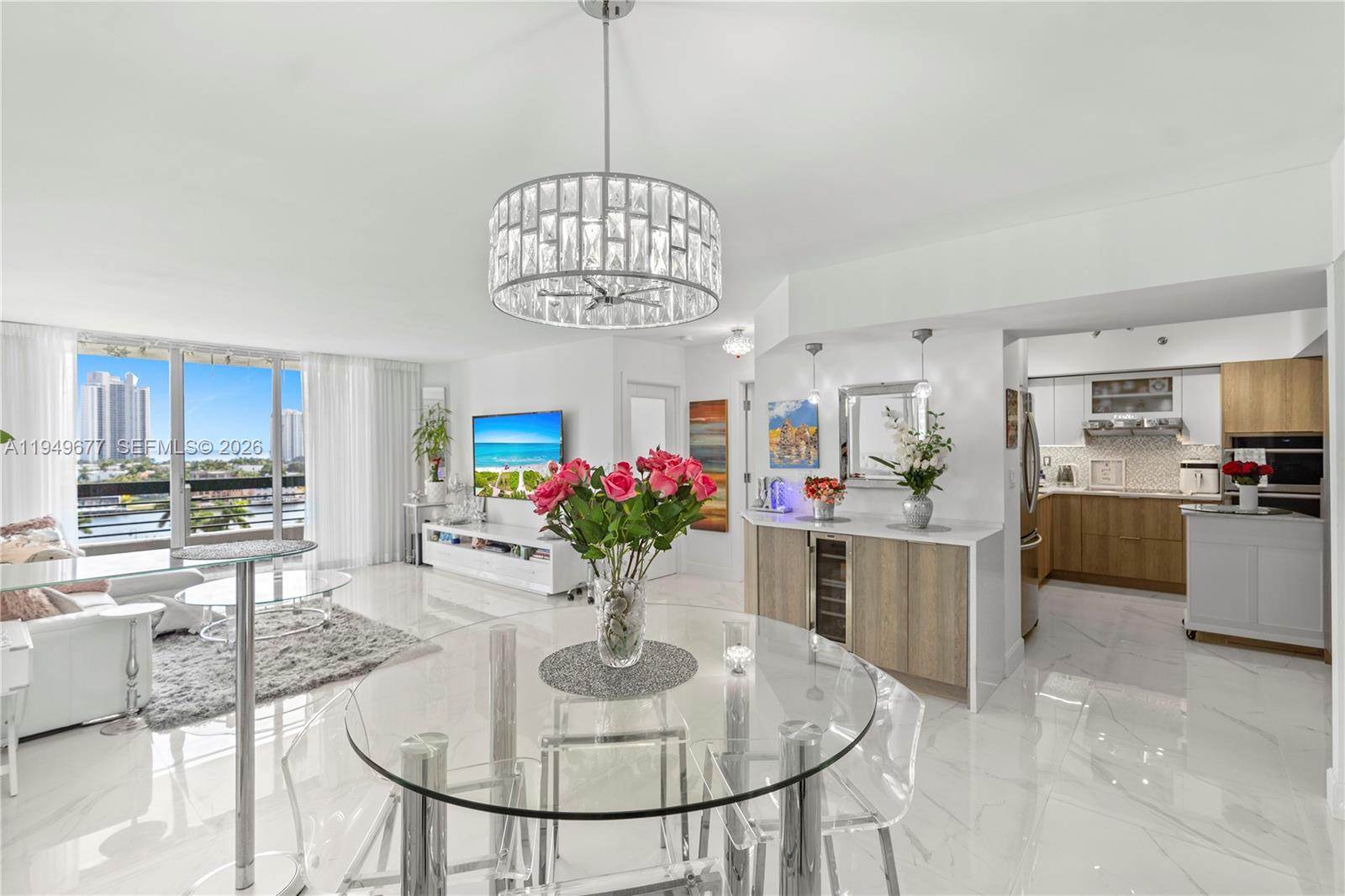 3600 Mystic Pointe Drive