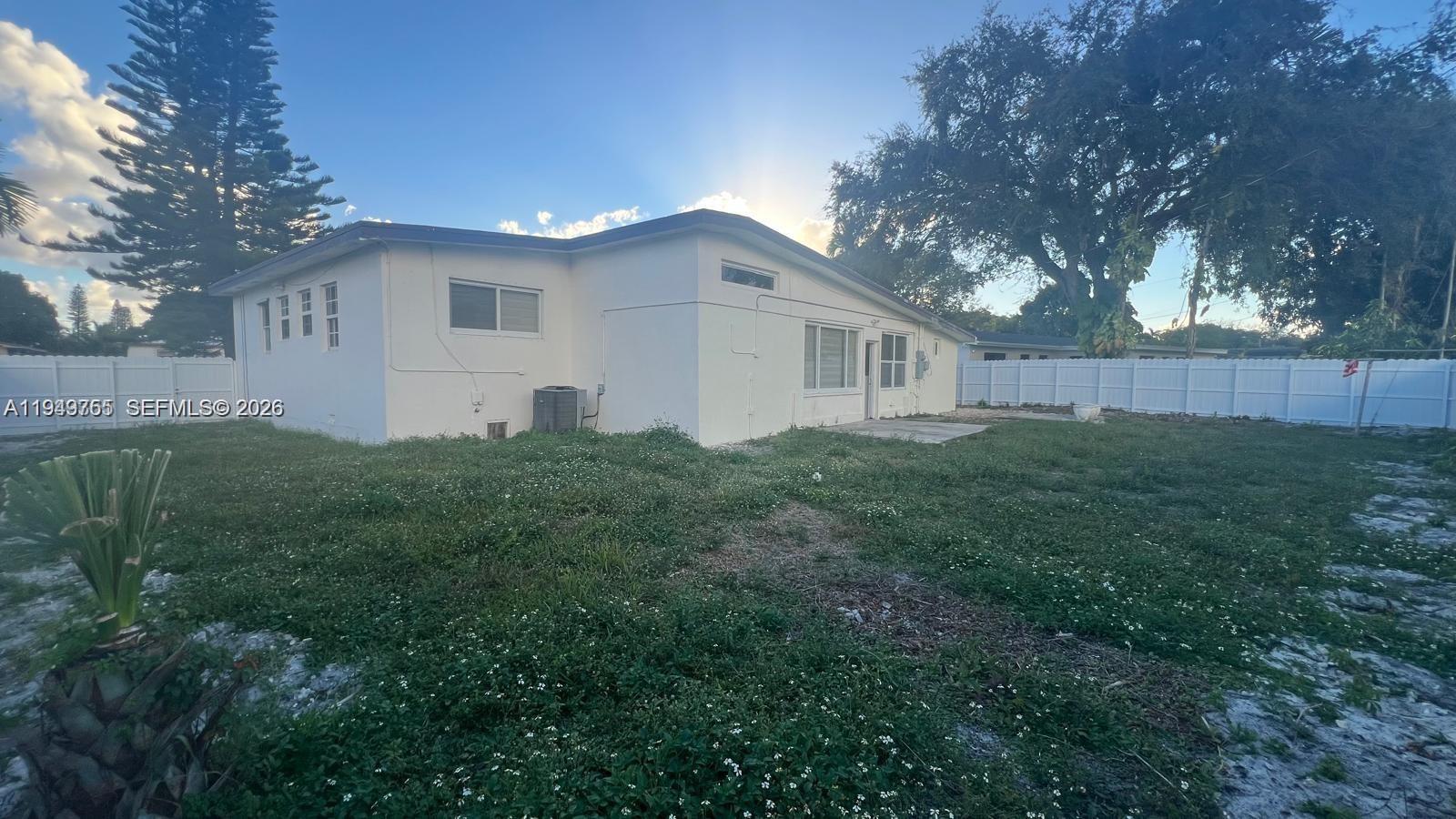 1251 Little River Drive