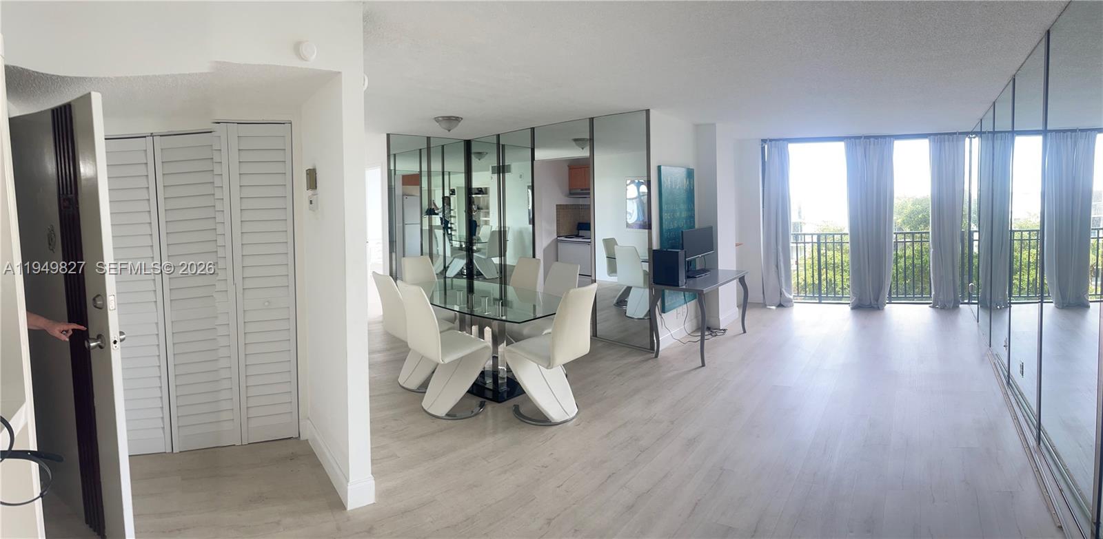 17021 N Bay Road