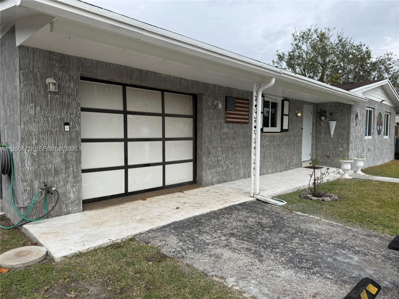 309 NW 15th Street