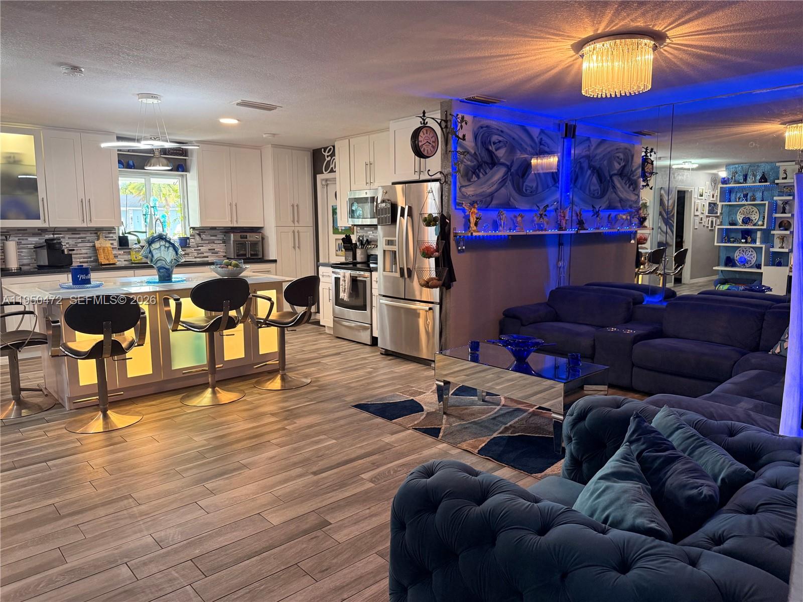 309 NW 15th Street