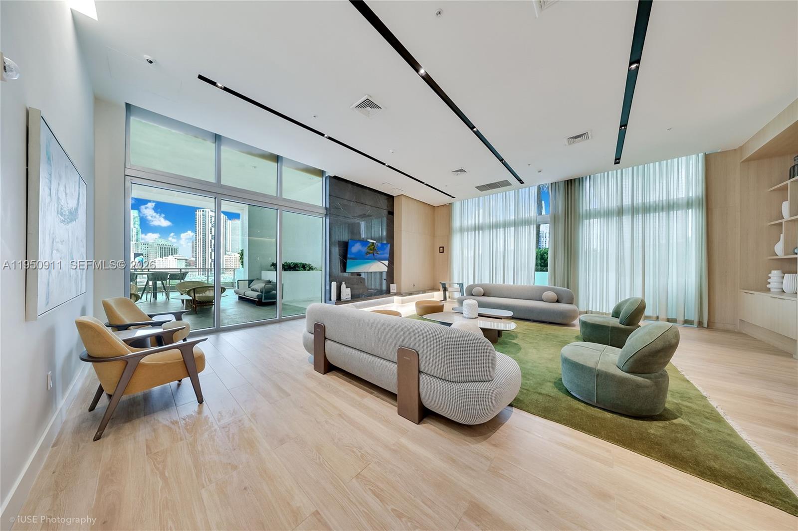 90 SW 3rd Street