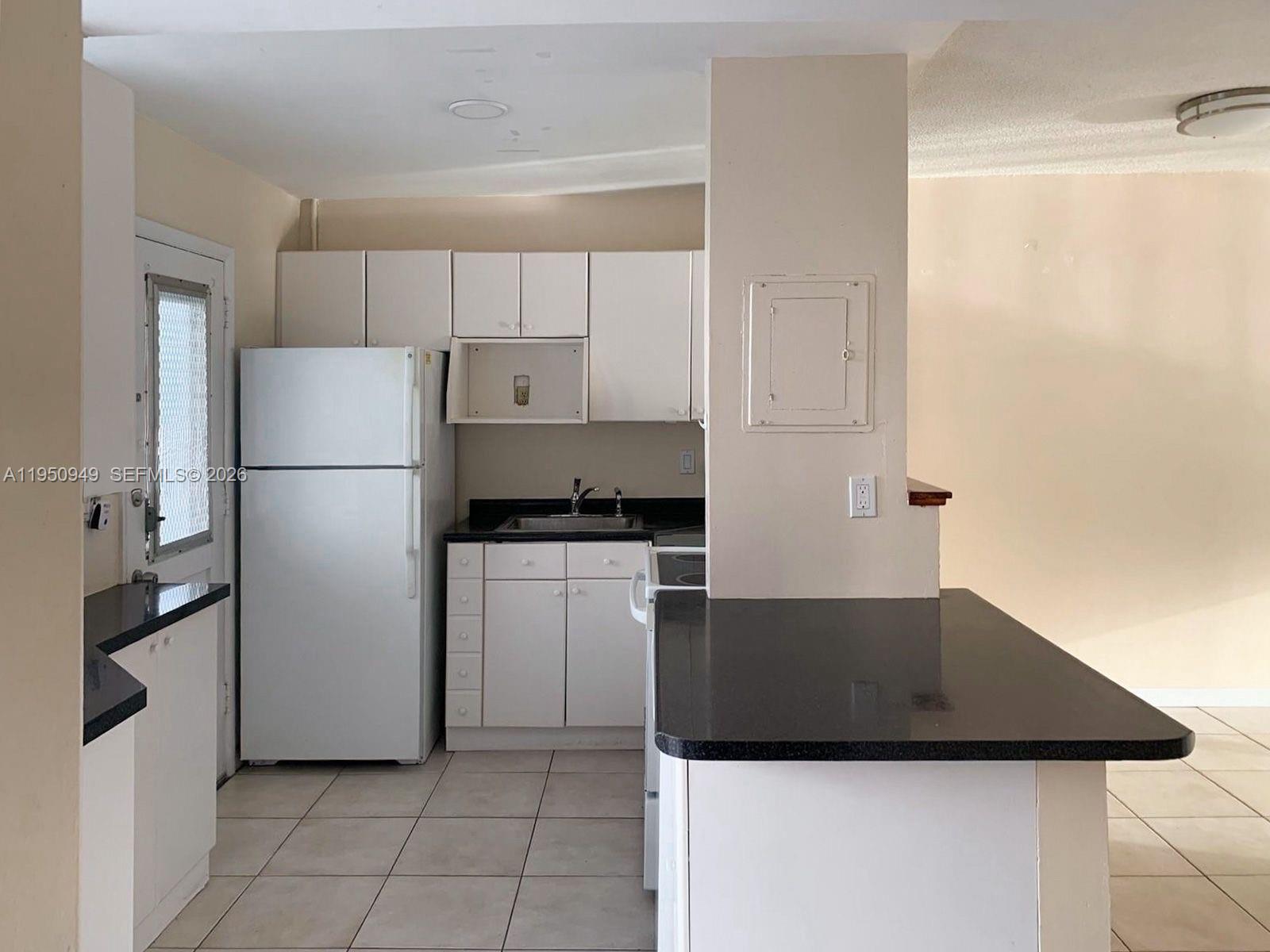 2855 Leonard Drive