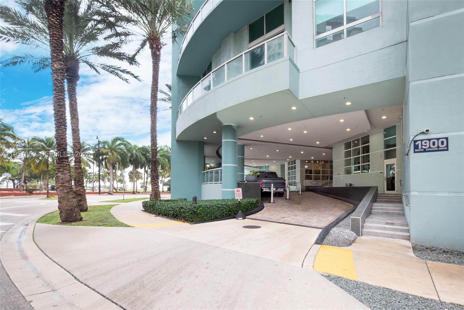 1900 N Bayshore Drive