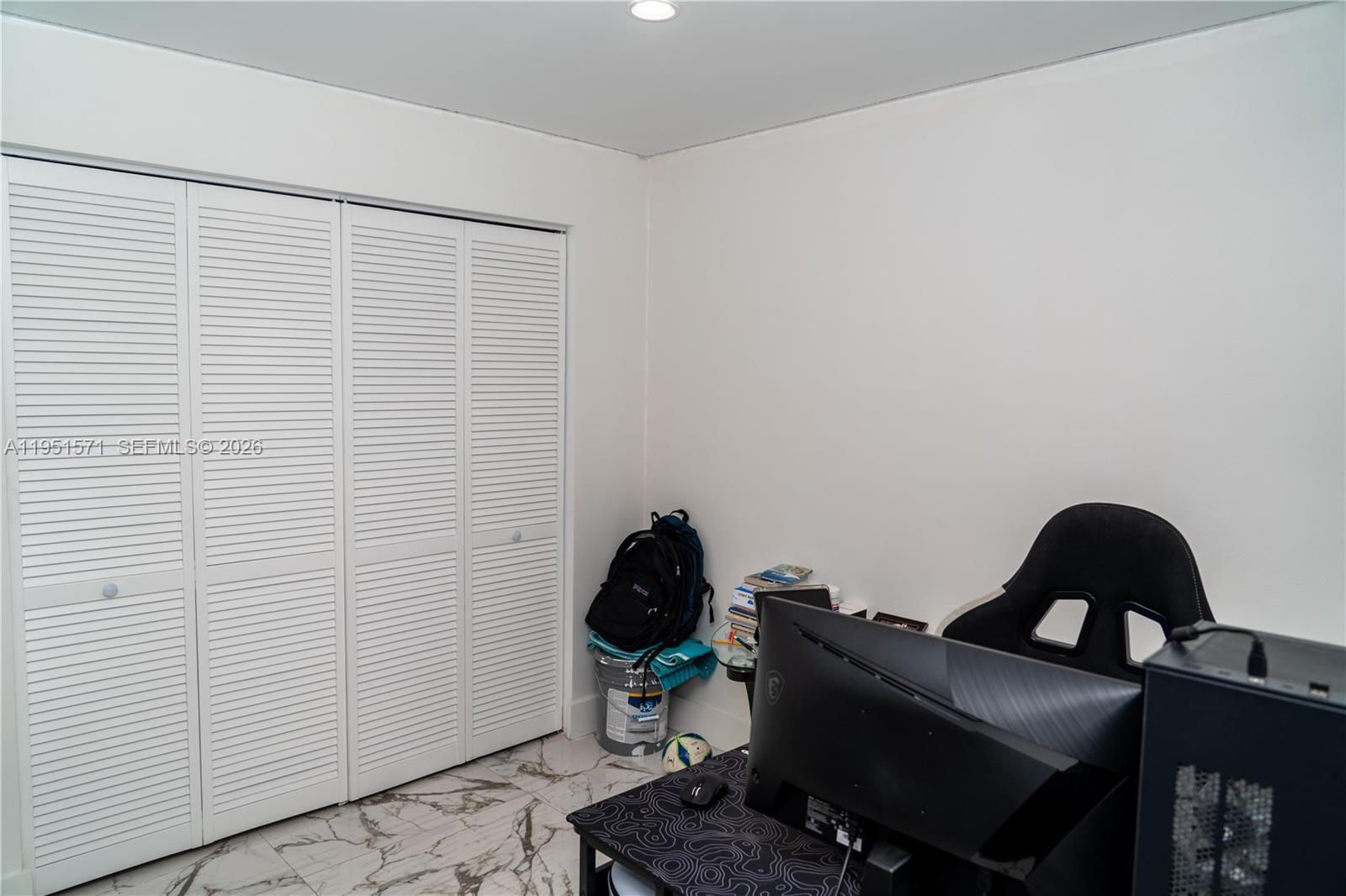 854 NW 87th Avenue