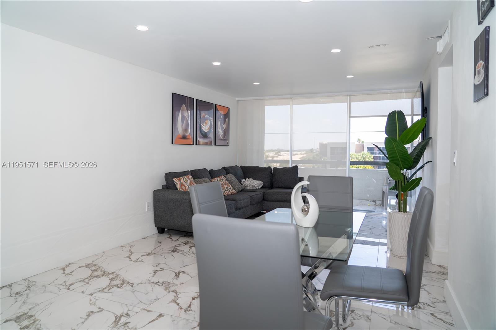 854 NW 87th Avenue
