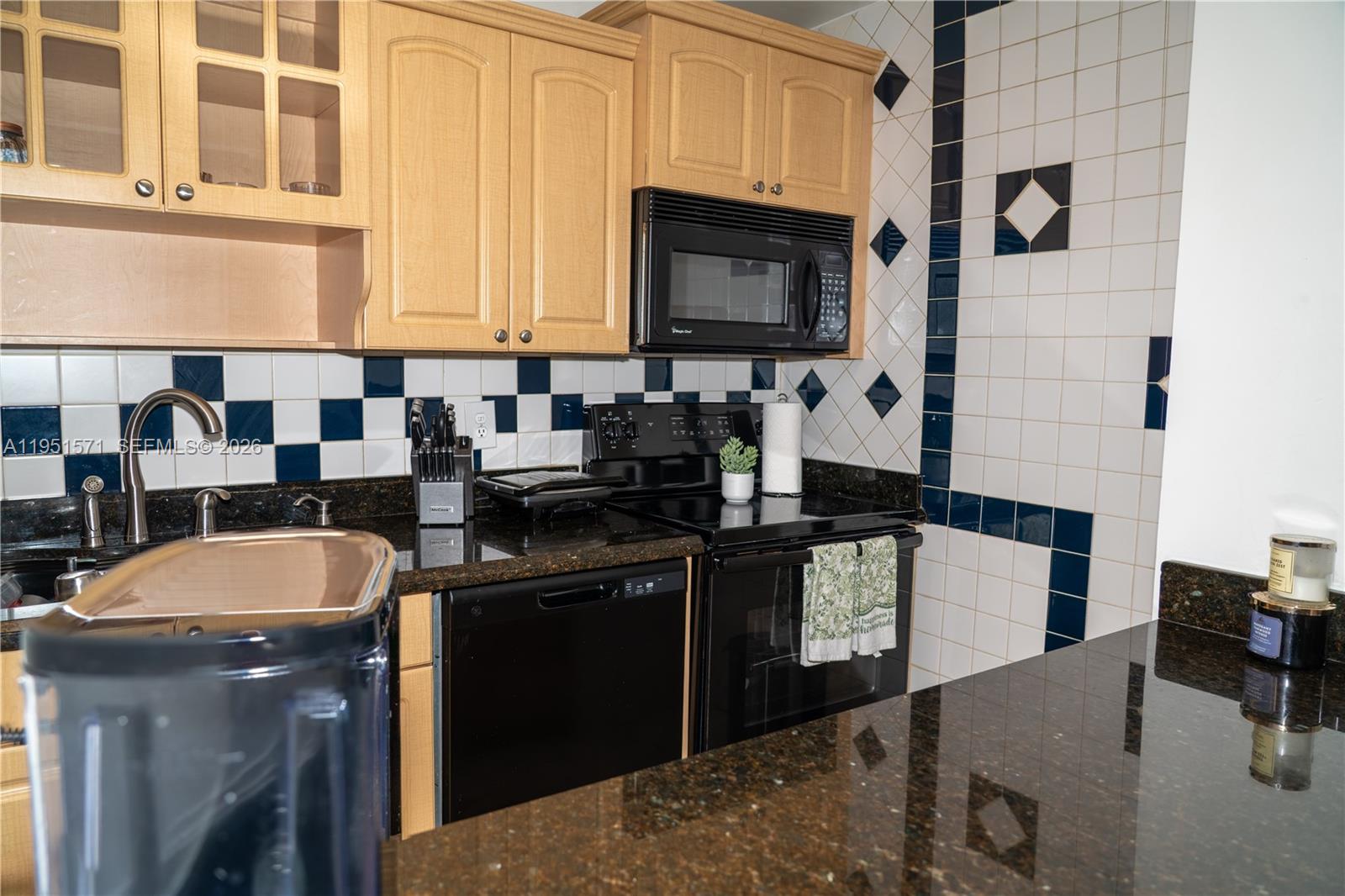 854 NW 87th Avenue