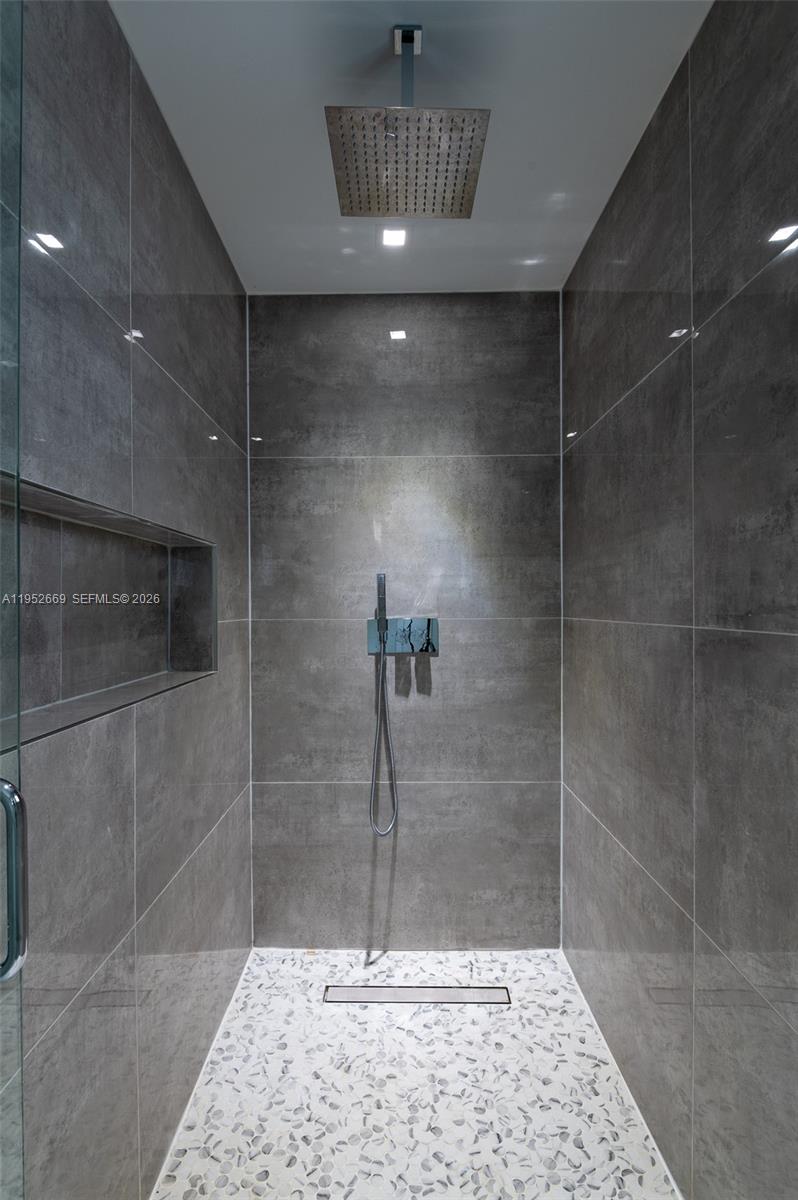 1250 NE 82nd Street