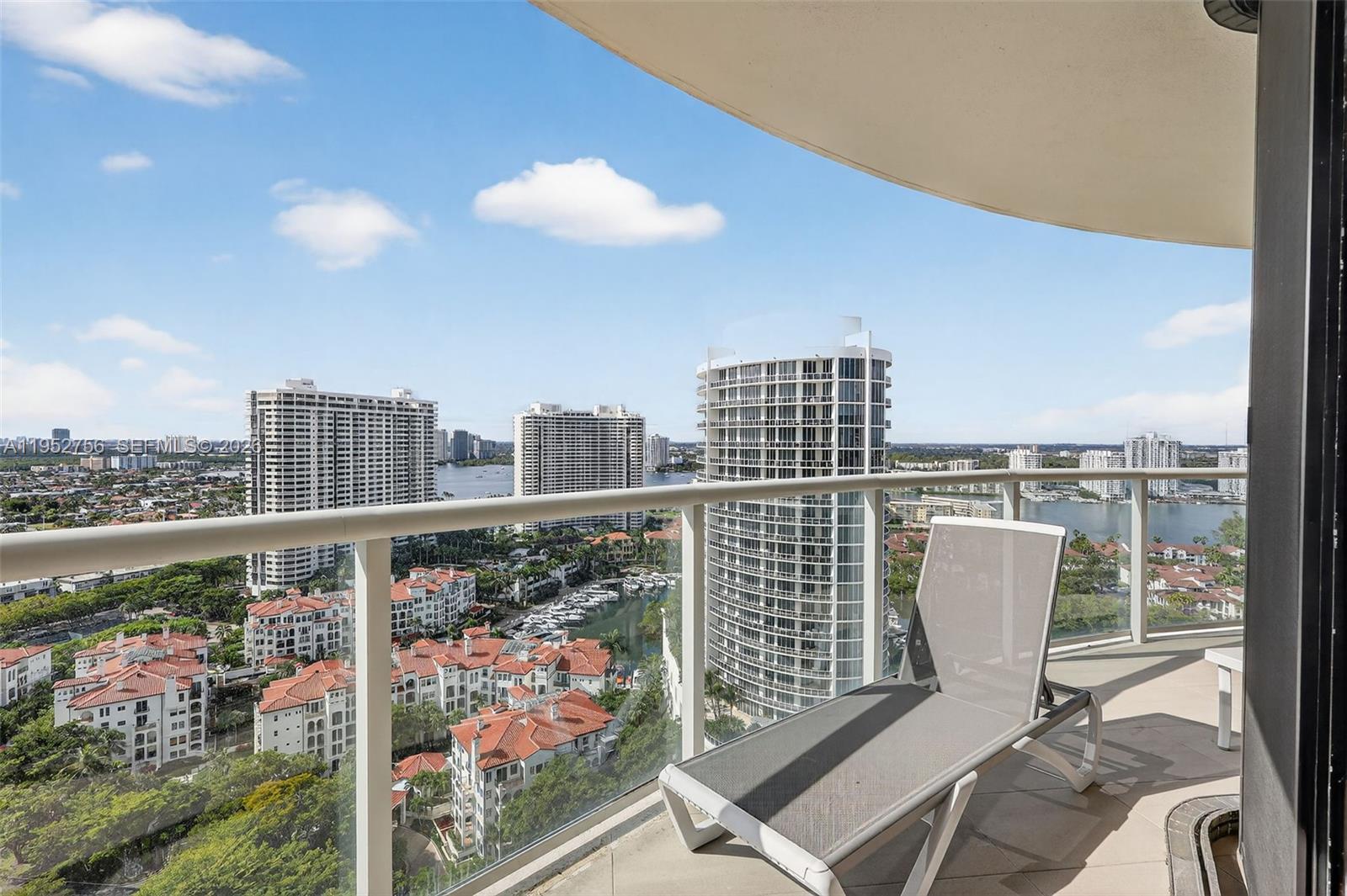 4000 Island Boulevard