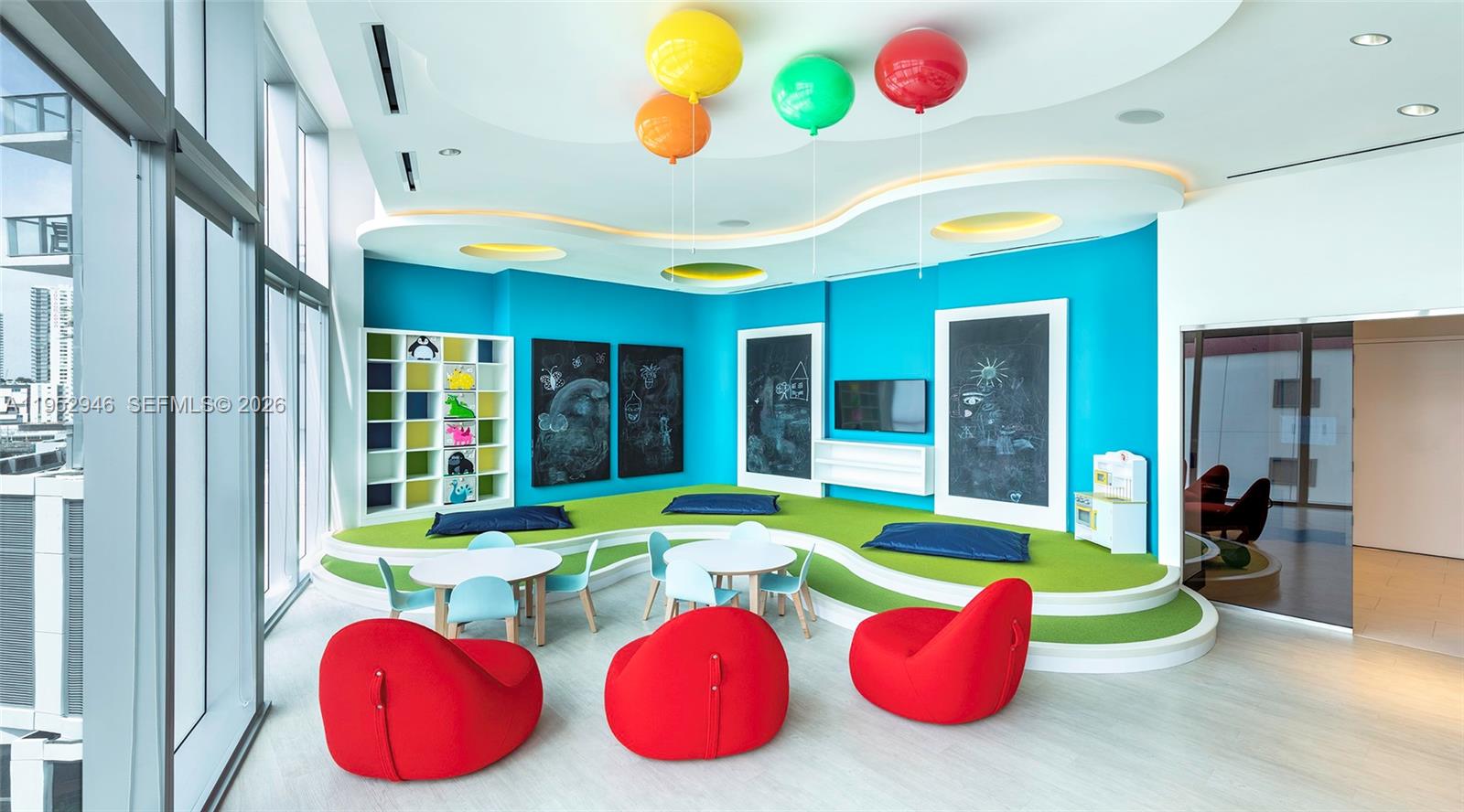 851 NE 1st Avenue