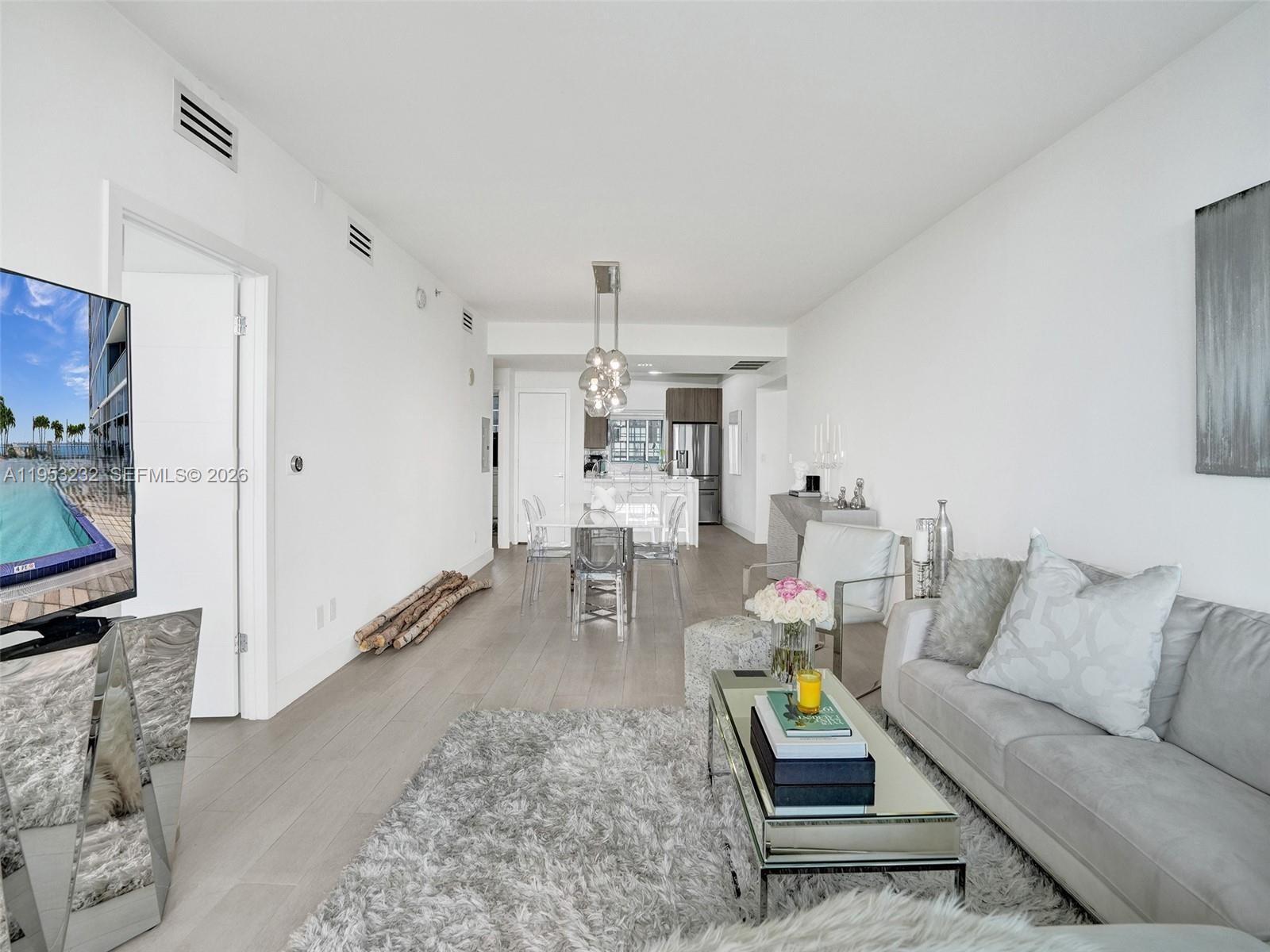 601 NE 36th Street
