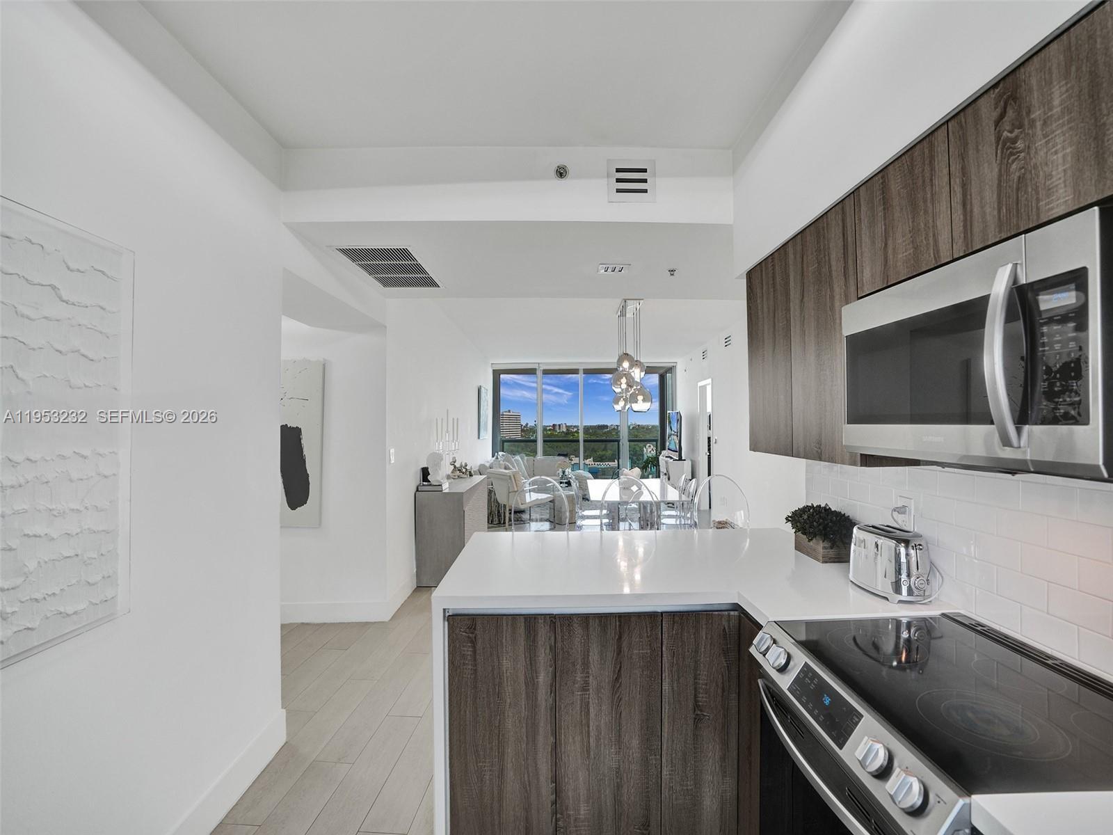 601 NE 36th Street