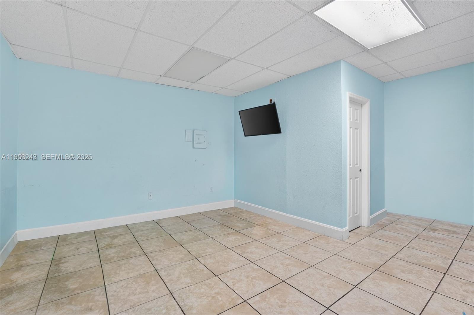 2151 SW 8th Street