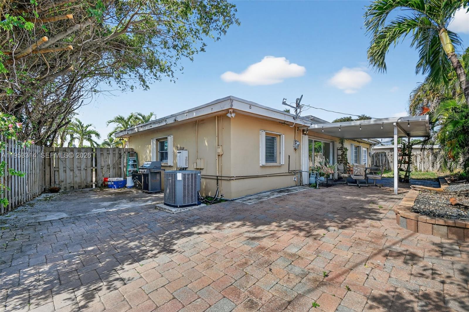 1712 High Ridge Road