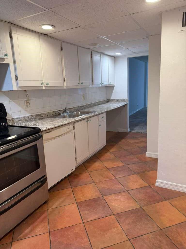 3660 NE 166th Street