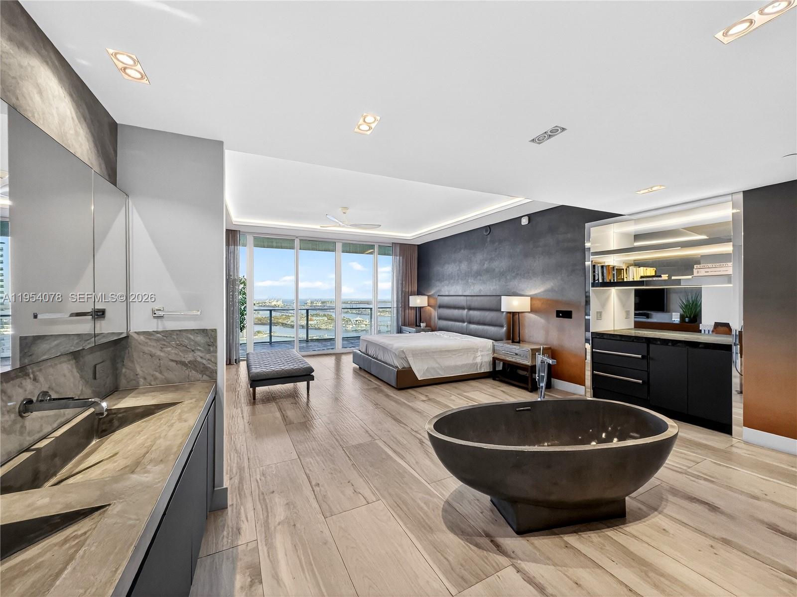 2020 N Bayshore Drive