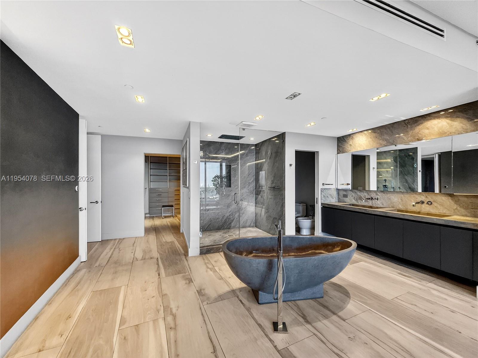 2020 N Bayshore Drive