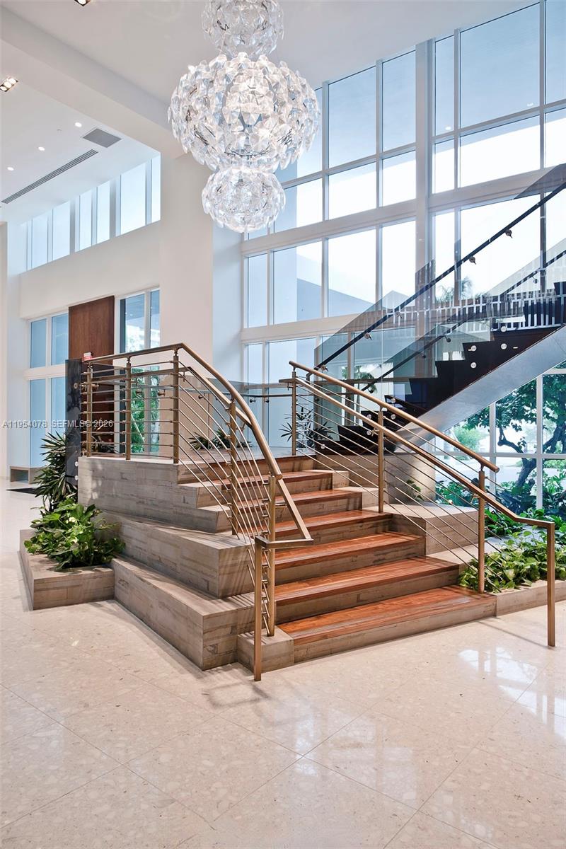 2020 N Bayshore Drive