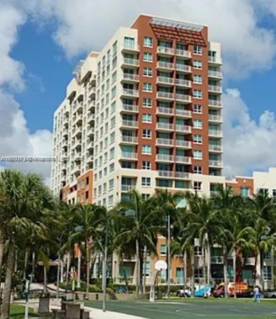 2000 N Bayshore Drive