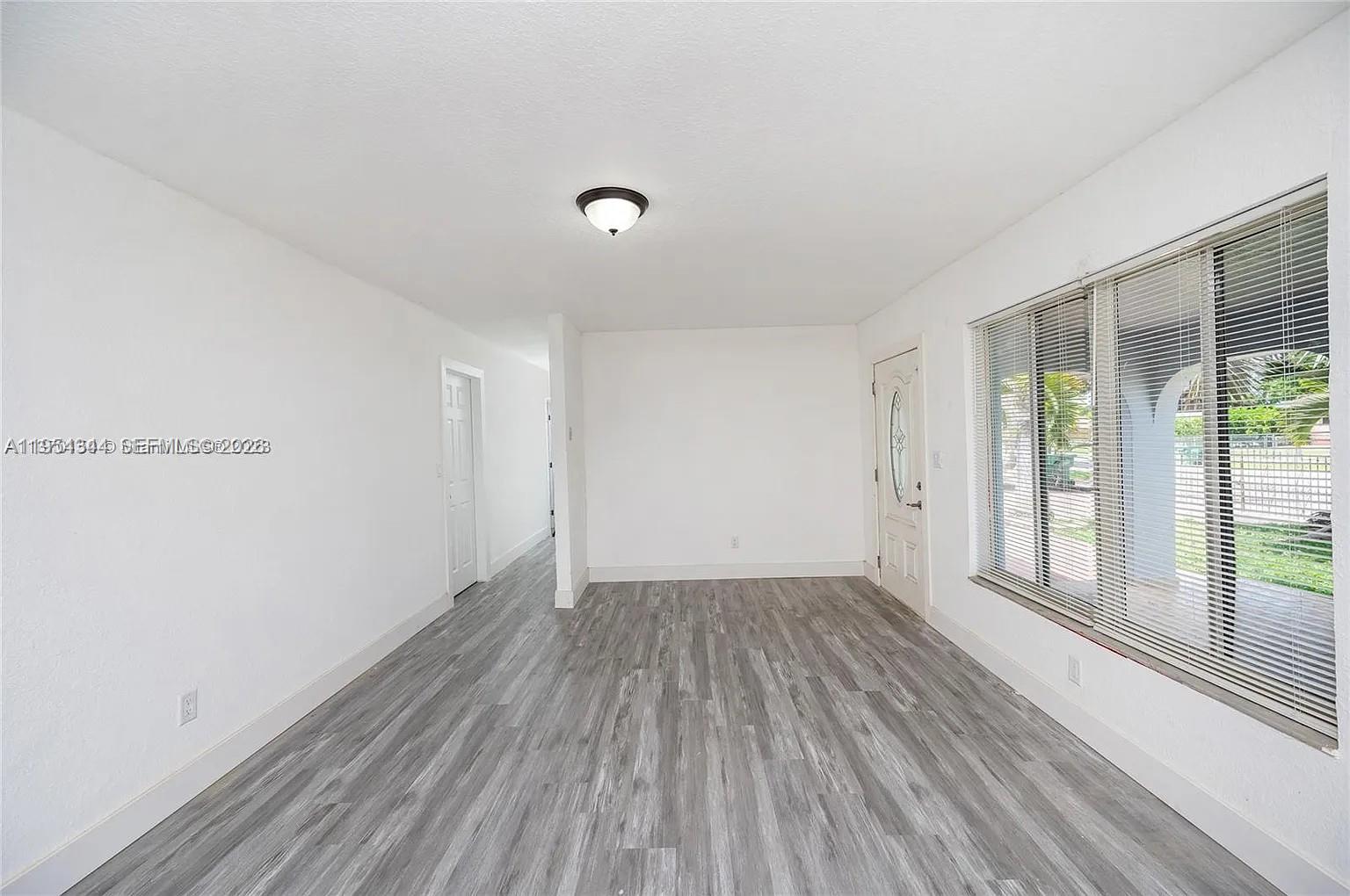 11950 SW 182nd Terrace