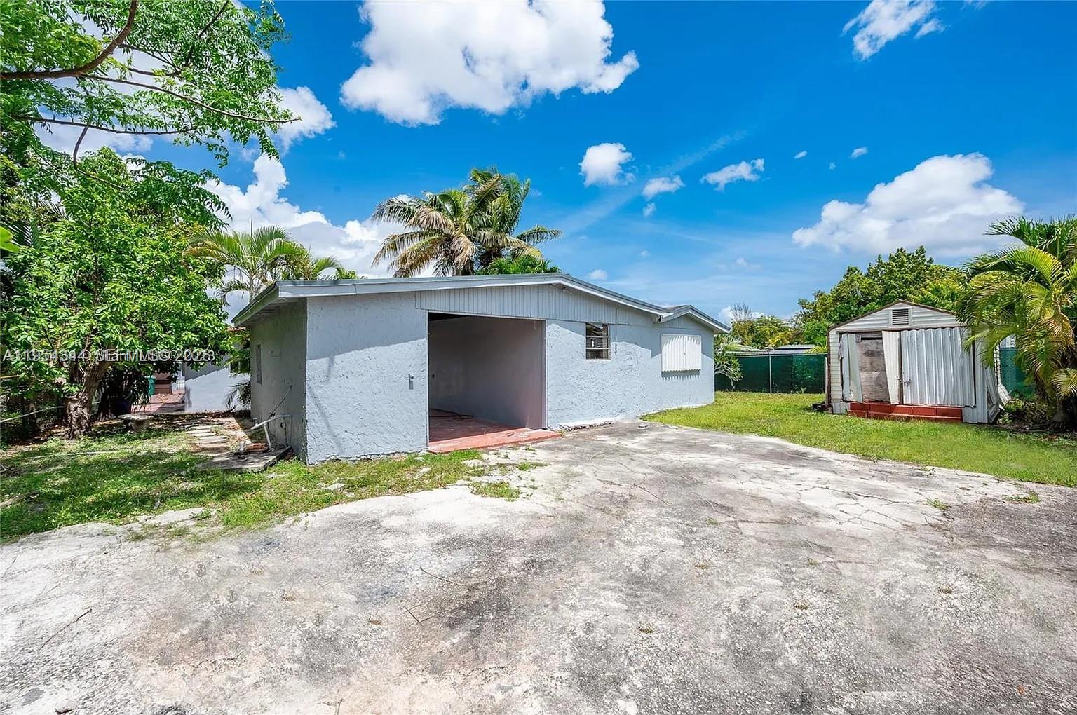 11950 SW 182nd Terrace