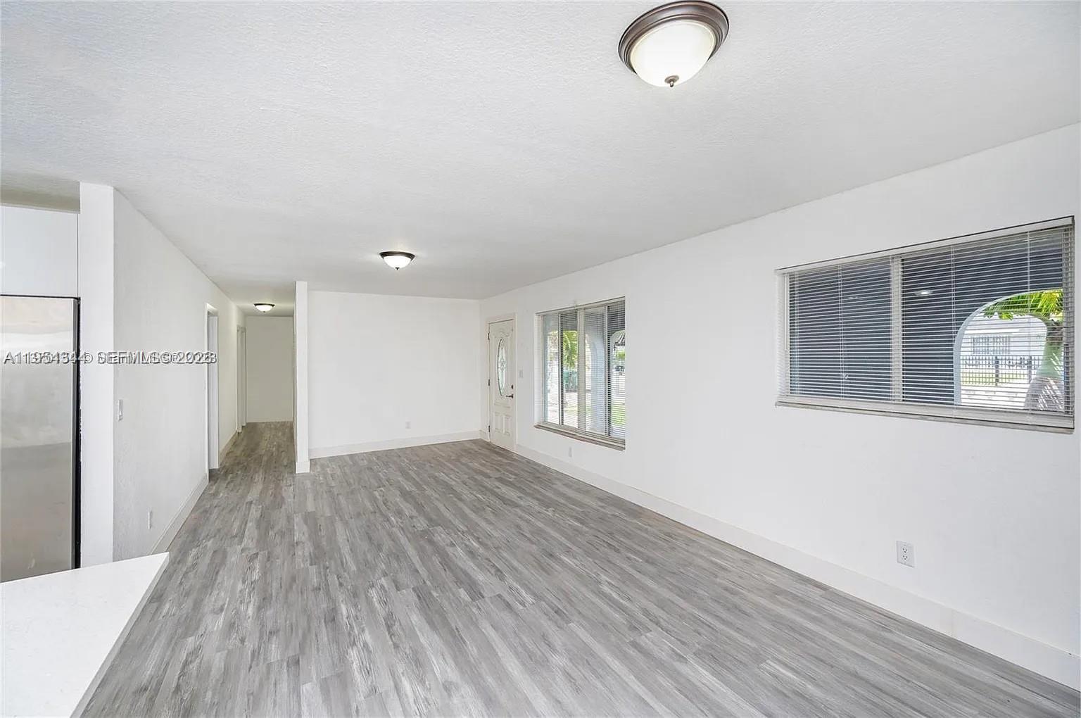 11950 SW 182nd Terrace