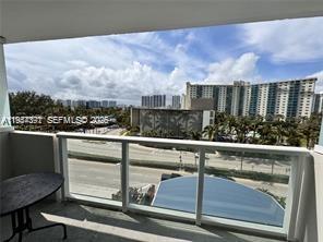19201 Collins Avenue