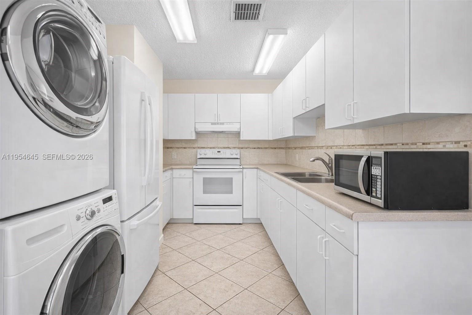 1521 NW 18th Avenue