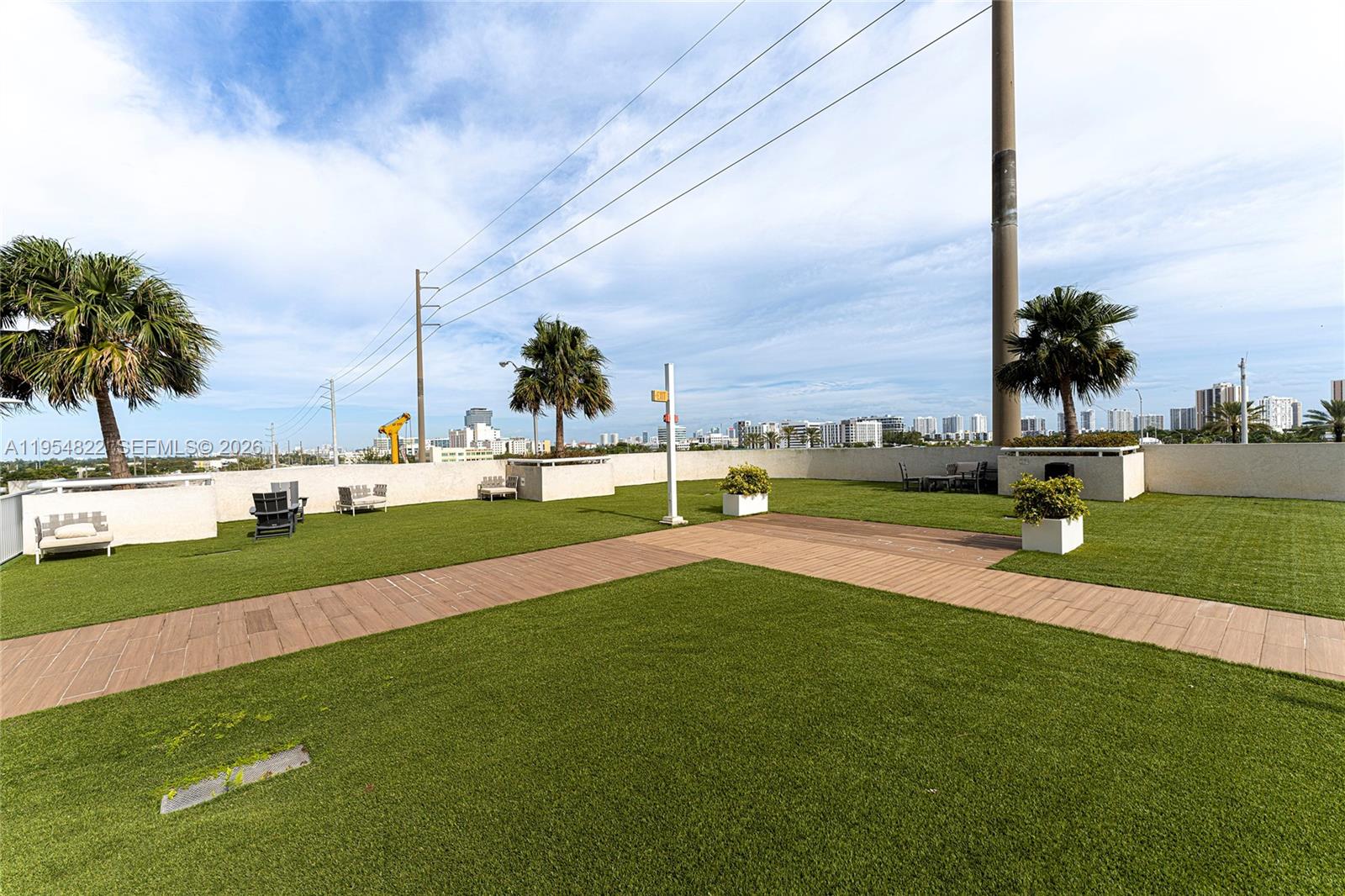 20200 W Dixie Highway