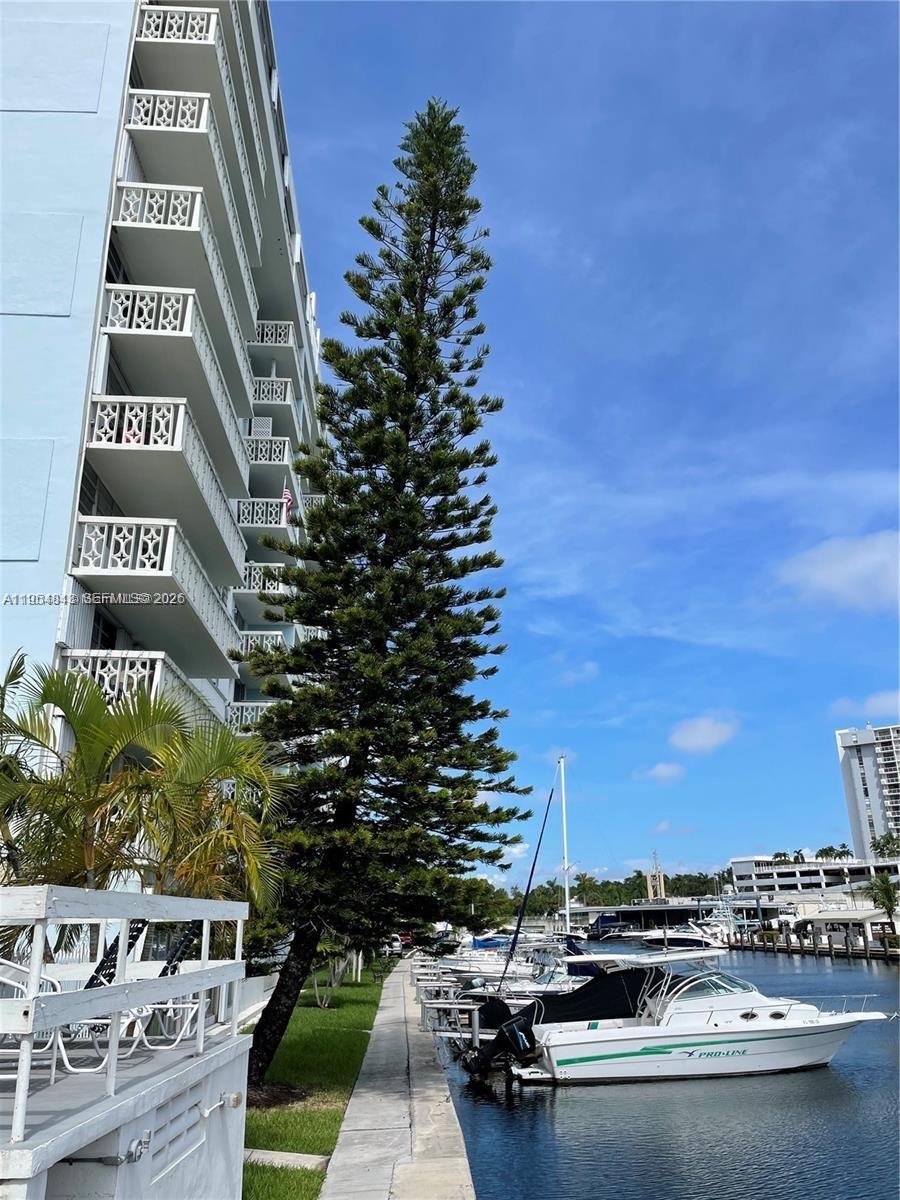 13155 Ixora Court