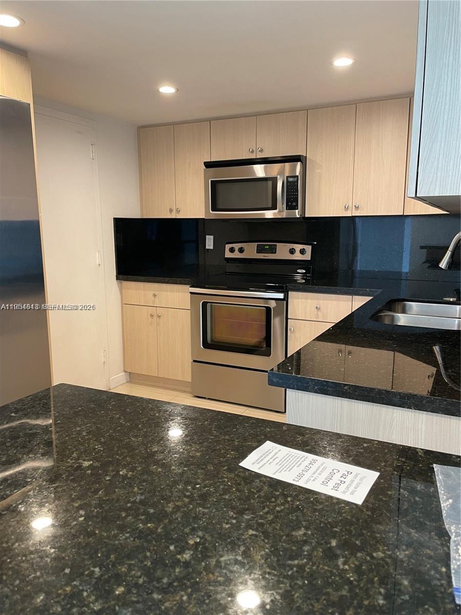 13155 Ixora Court