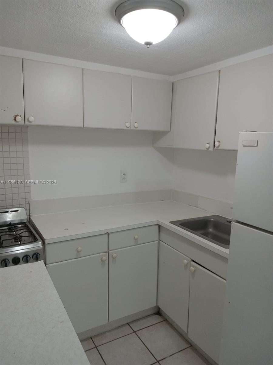 1230 W 54th Street