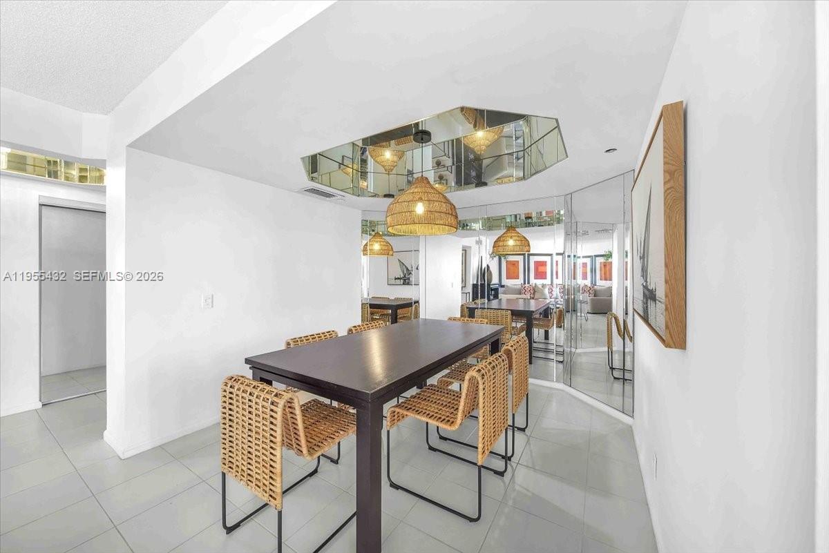 3610 Yacht Club Drive