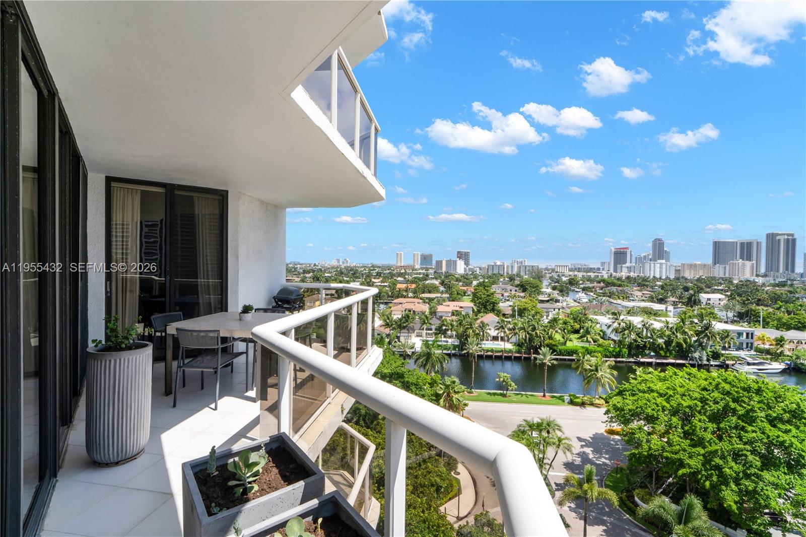 3610 Yacht Club Drive