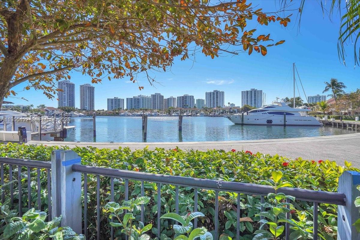 3610 Yacht Club Drive