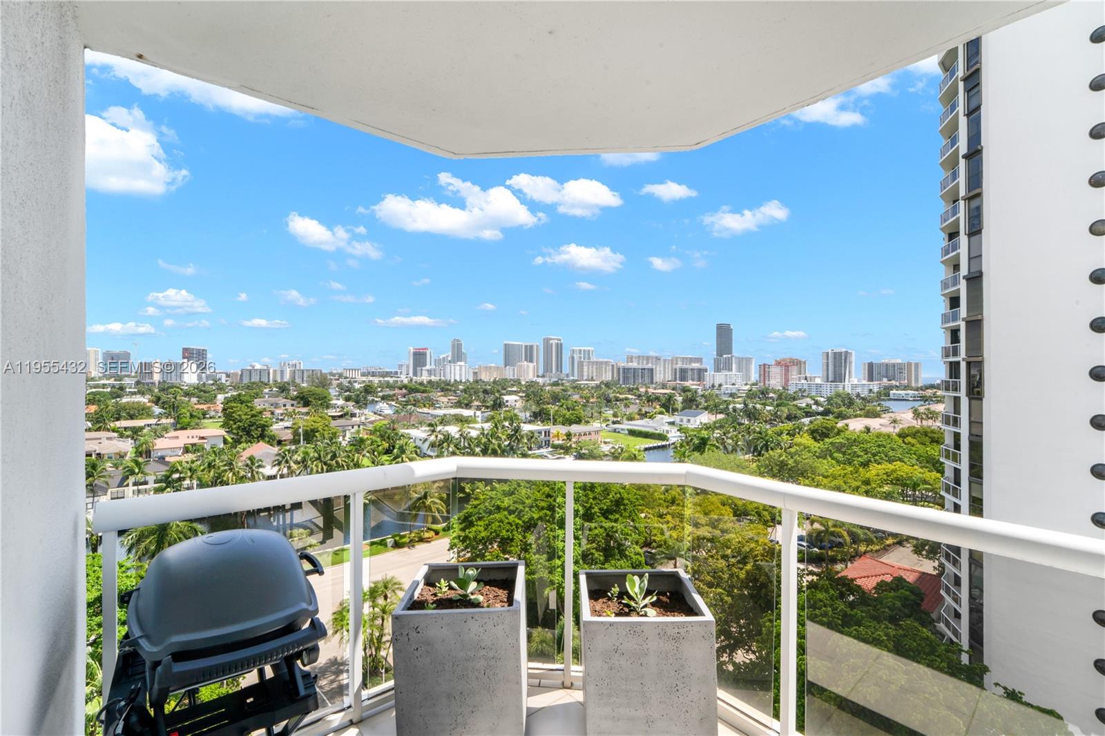 3610 Yacht Club Drive