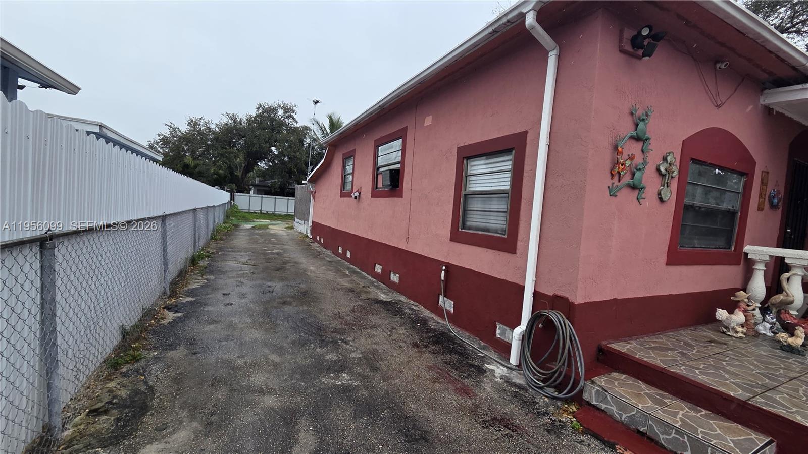 2764 NW 31st Street
