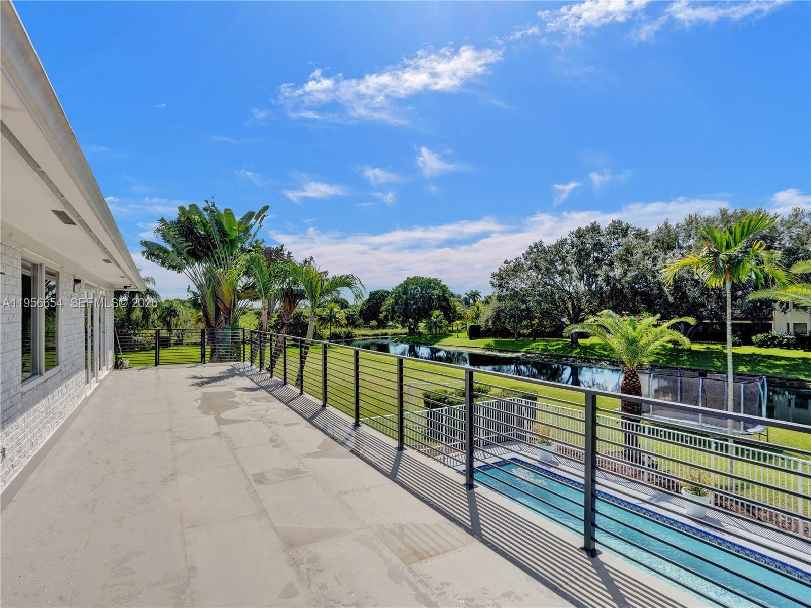 11824 SW 43rd Court