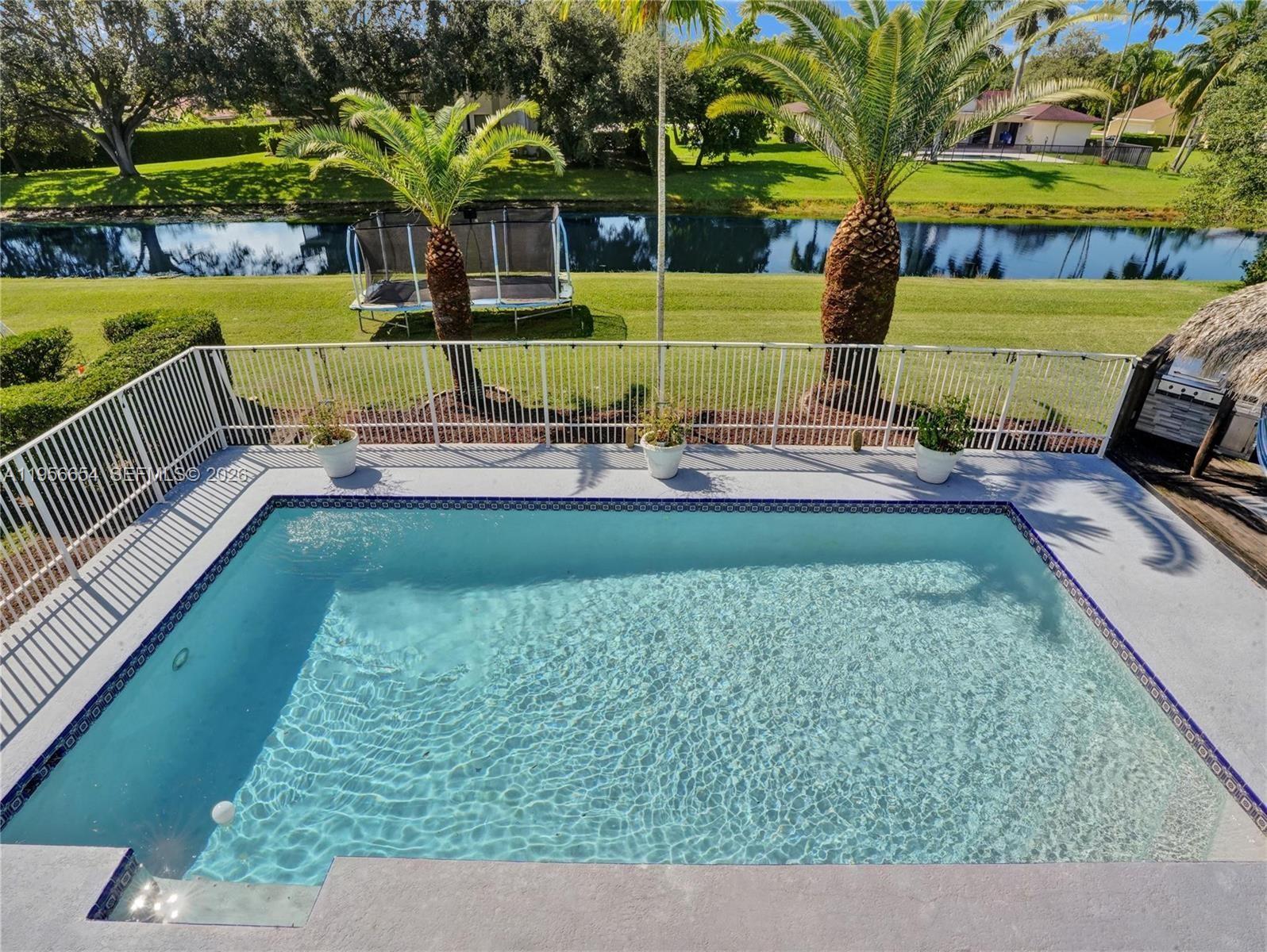 11824 SW 43rd Court